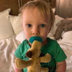 Meet your Posher, Adrianne